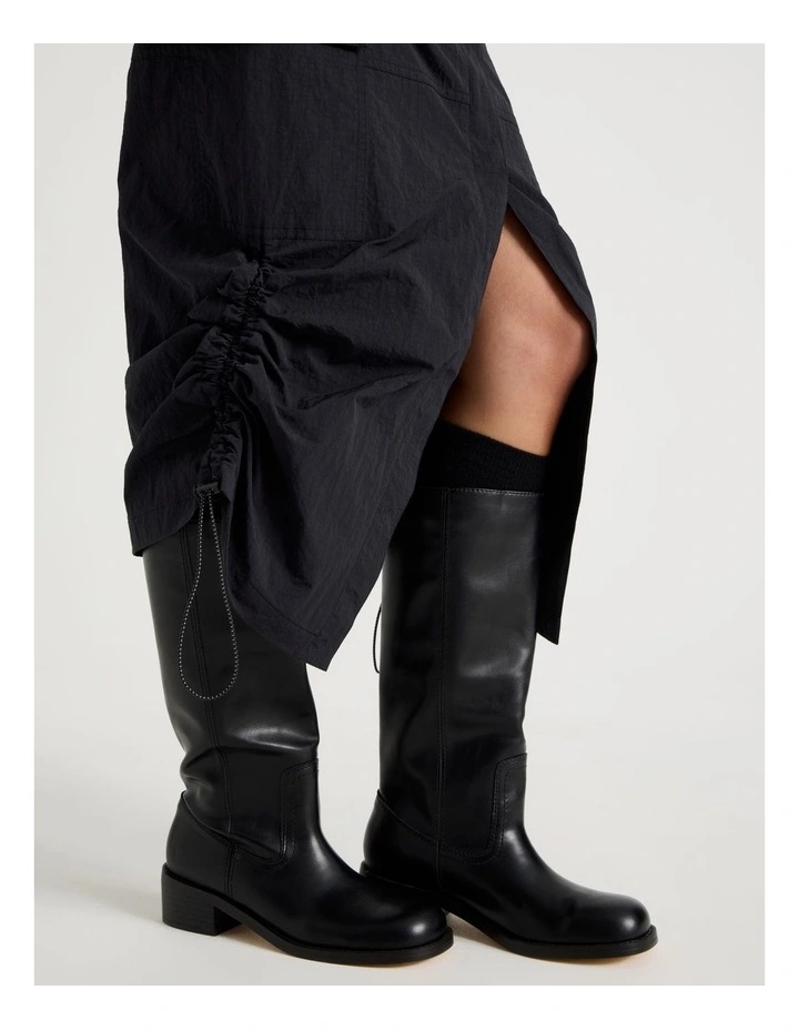 Cargo Skirt in Jet Black image 3