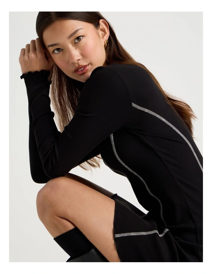 Contrast Stitch Detail Dress in Jet Black image 4