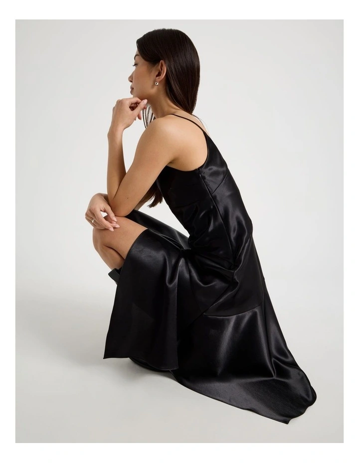 Asymmetric Panel Dress in Jet Black image 7