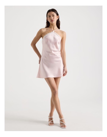 Pink colour
