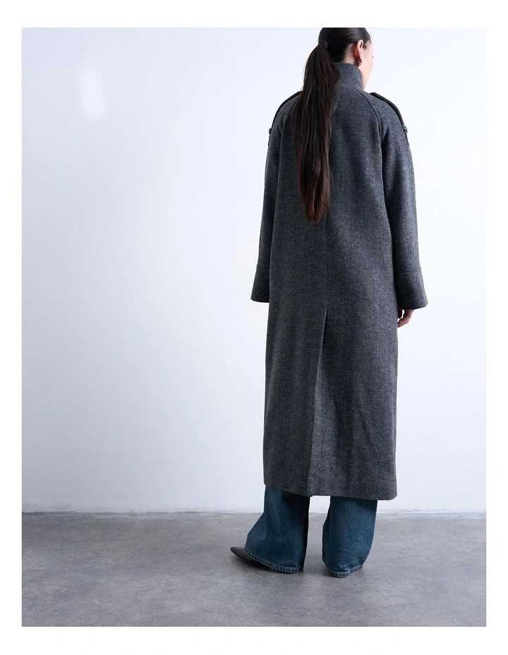 Jolie Coat in Black image 4