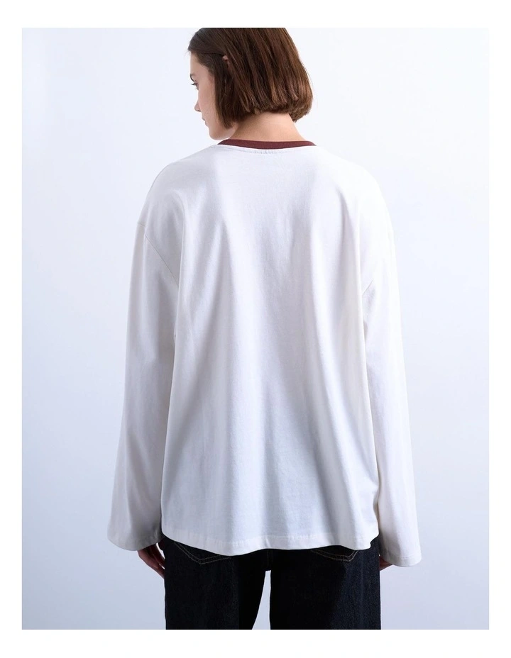 Alberte Graphic T-Shirt in White image 4