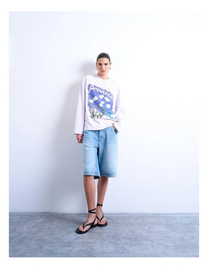 Lina O-Neck Graphic T-shirt in Purple image 1