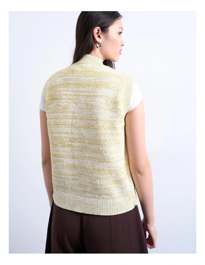 Dory O-Neck Vest in Green image 4