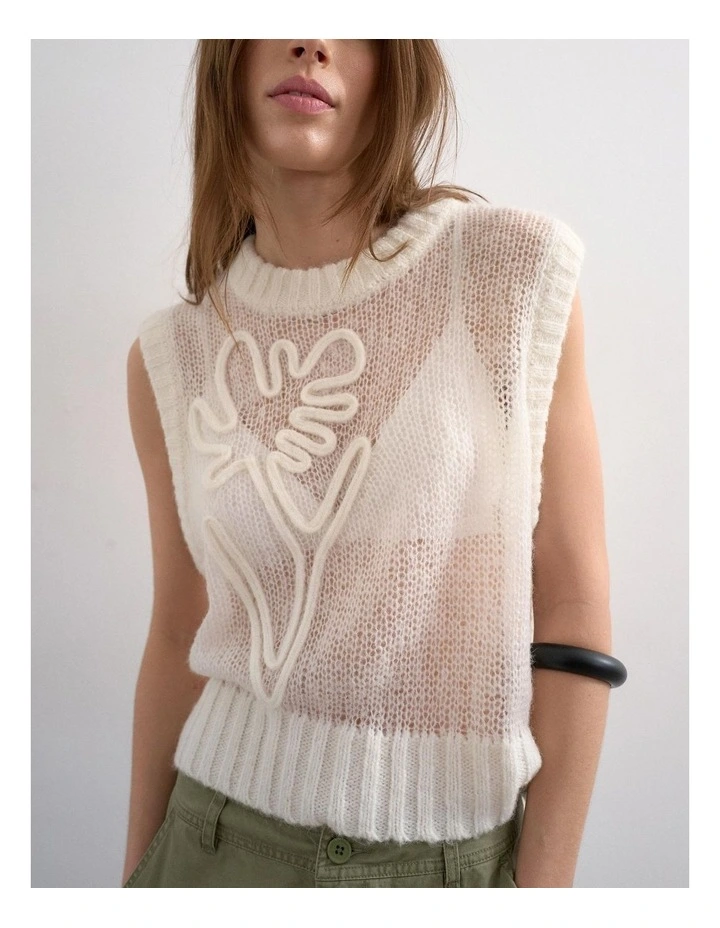 Josephine Emb. Sl O-neck Vest in Ivory image 1