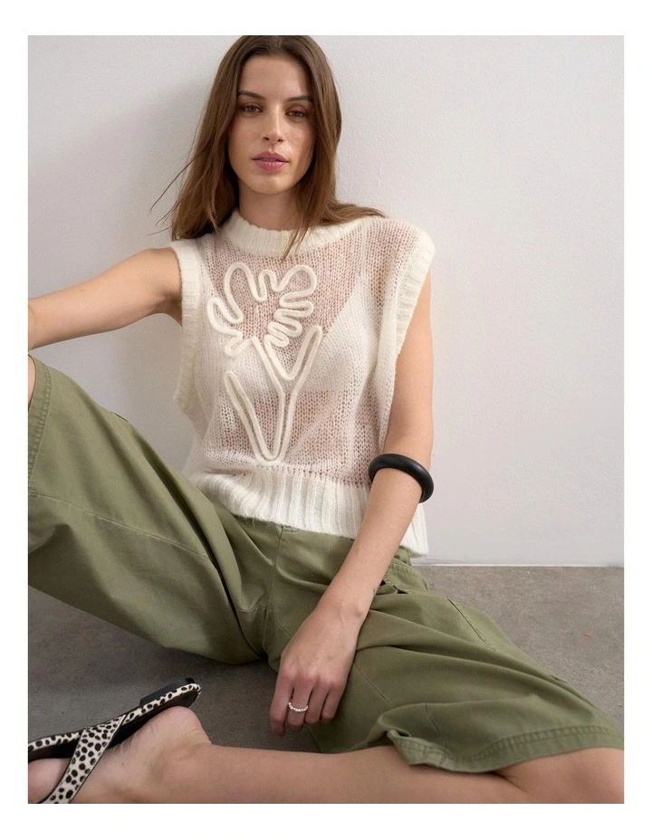 Josephine Emb. Sl O-neck Vest in Ivory image 3