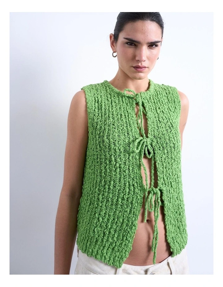 Caroline O-neck Tie Vest in Green image 2