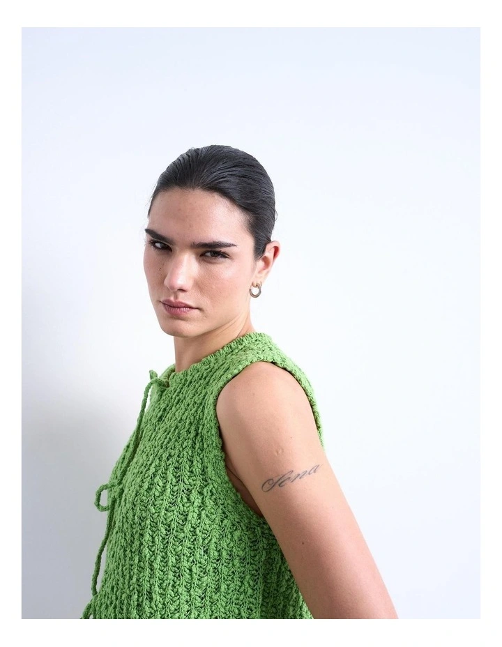 Caroline O-neck Tie Vest in Green image 3