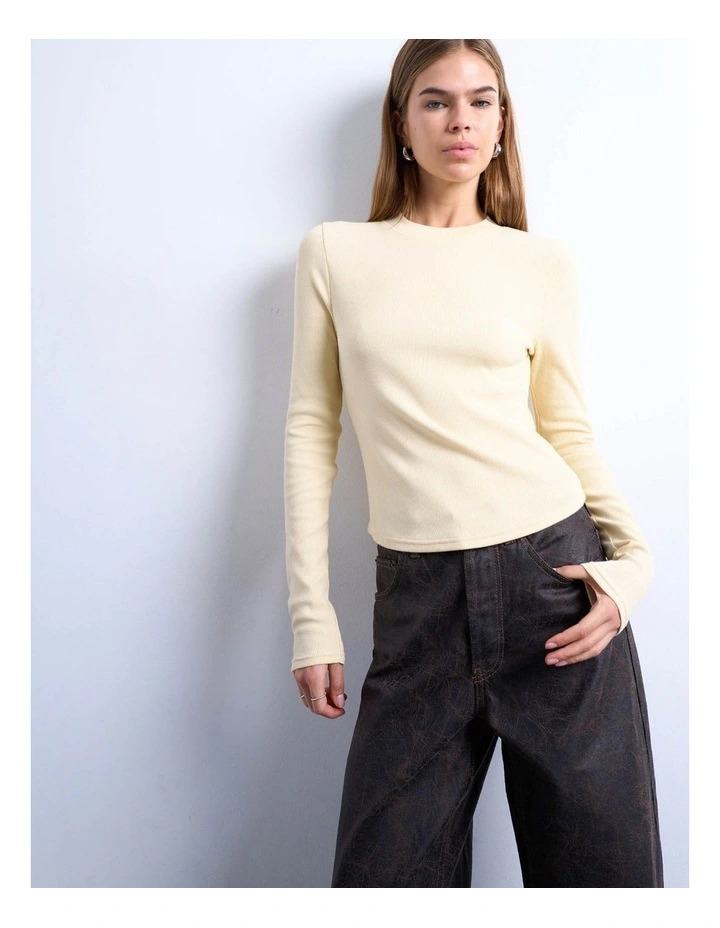 Bea Rib Curved Hem Top in Yellow image 2