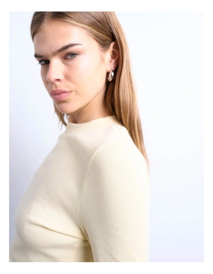 Bea Rib Curved Hem Top in Yellow image 3
