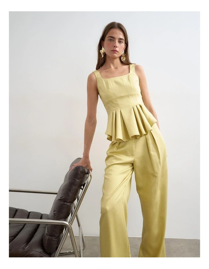 Fatima Curve Hem Tailored Top in Green image 3