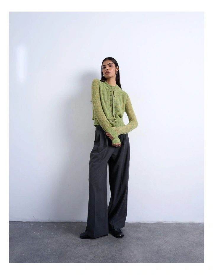 Ebba -Neck Cardigan in Green image 2