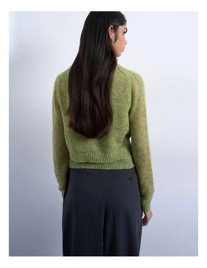 Ebba -Neck Cardigan in Green image 4