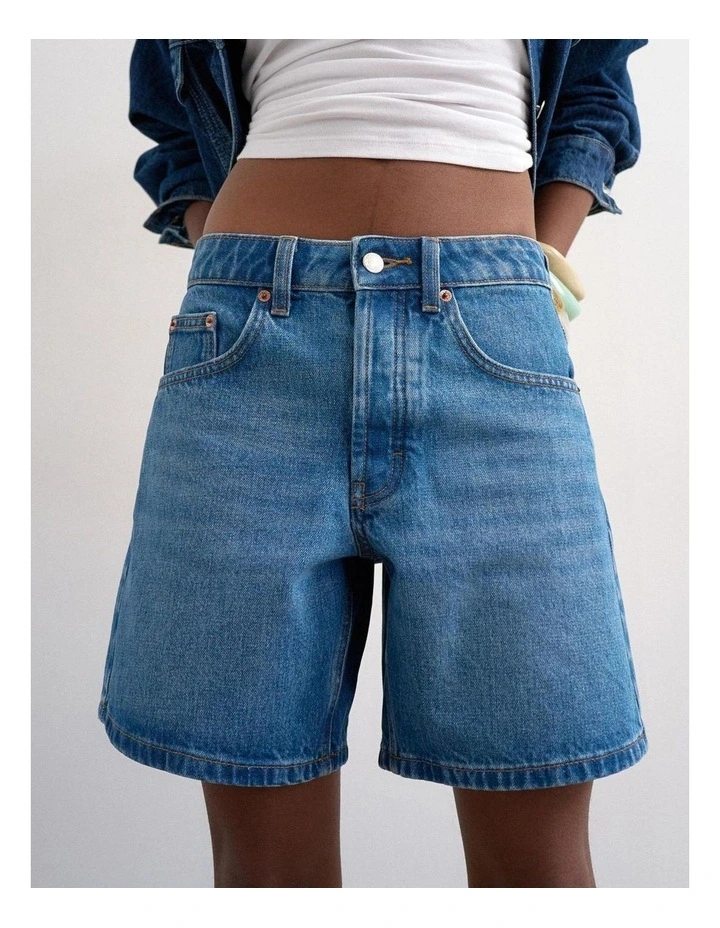 Vigga Denim Shorts in Blue image 3