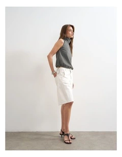 Joa Barrel Jort in White Denim