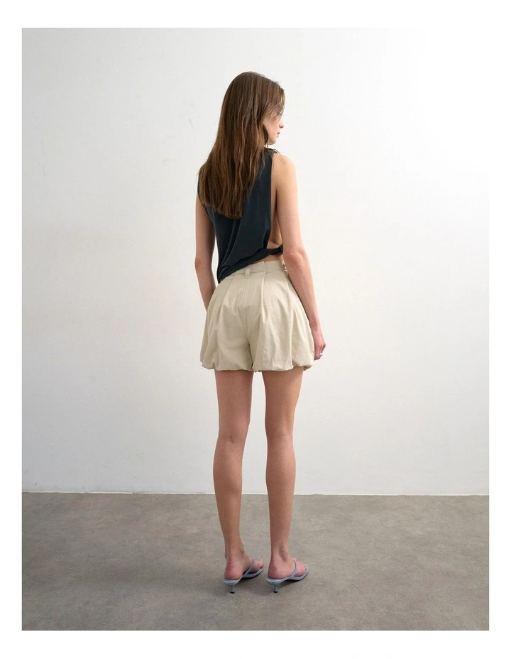 Freya Bubble Hem Cargo Short Wvn image 5