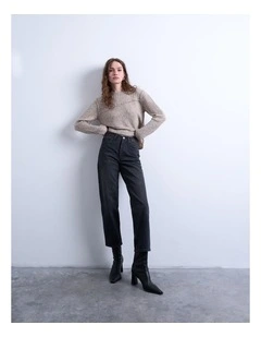 Runway Cropped Jeans in Black