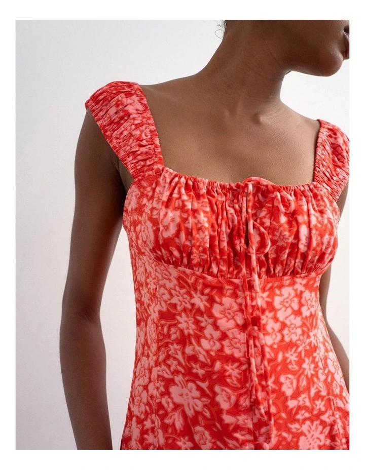 Lilli Sleeveless Maxi Dress in Red image 3