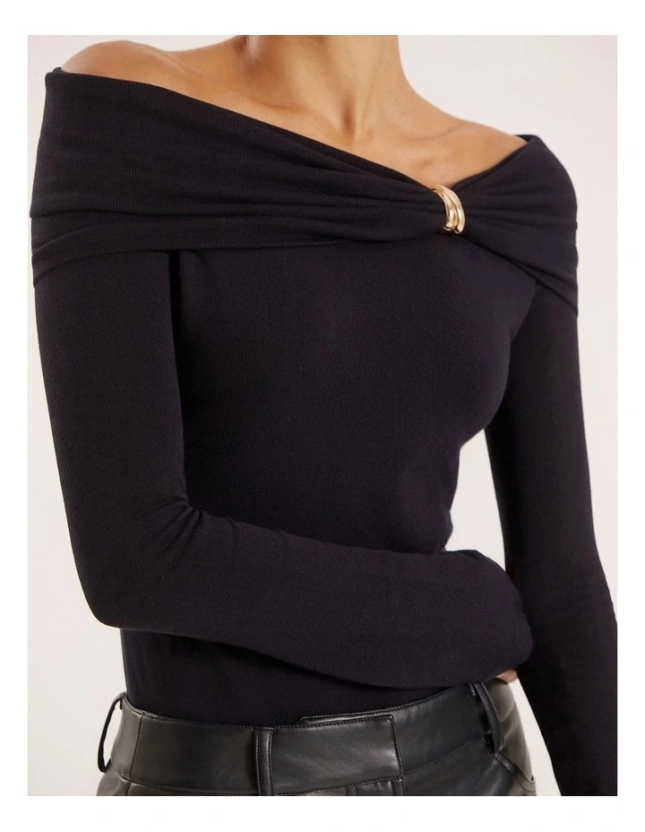 Virgo Top in Black image 3