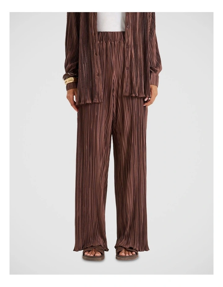 Palais Plisse Trouser in Brown image 3