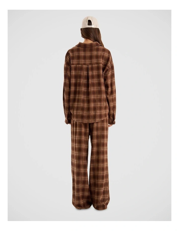 Tove Trousers in Brown image 2