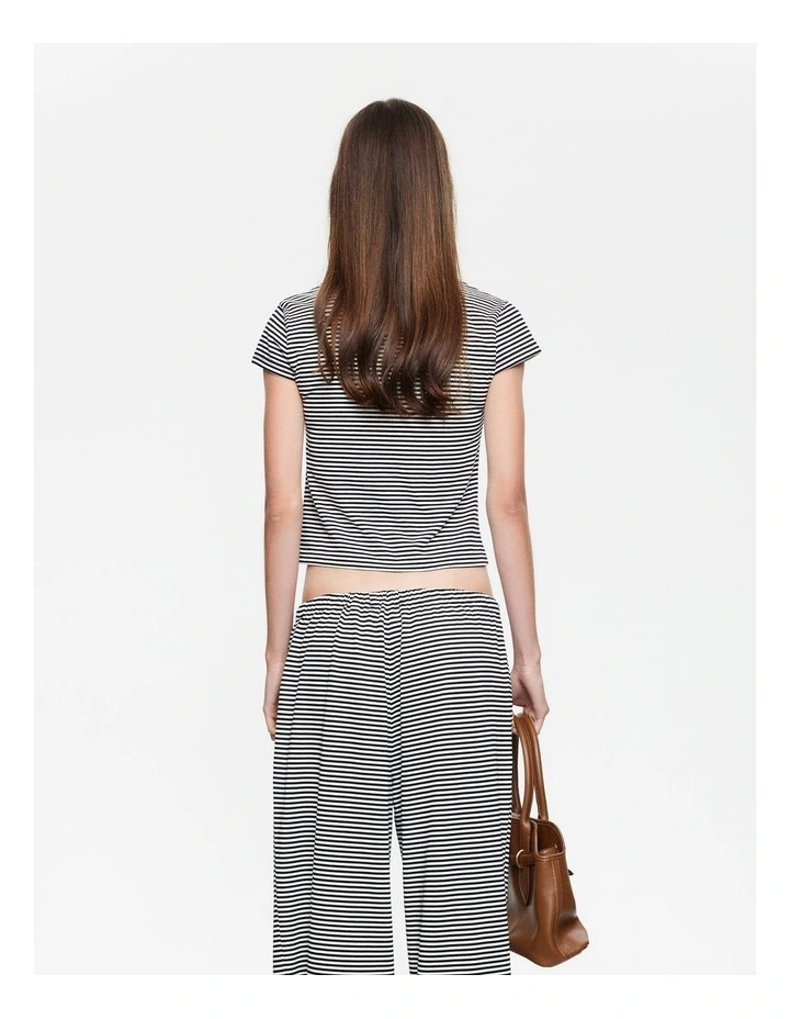 Bloom Peephole tee image 2