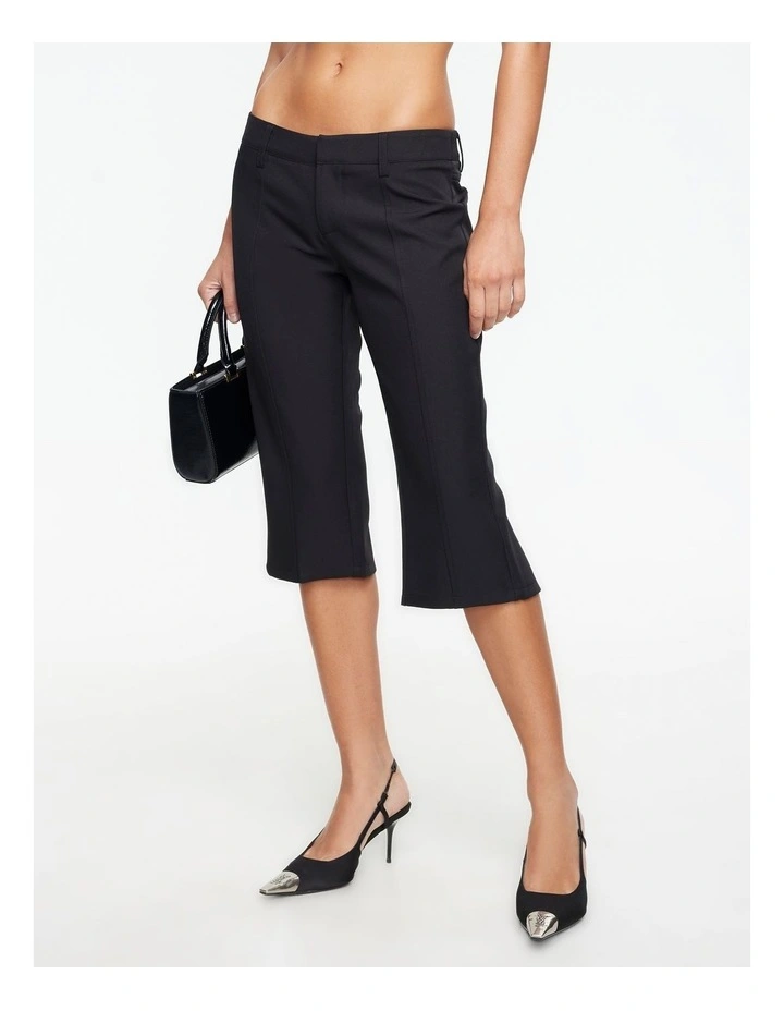 Femme Capri in Black image 3