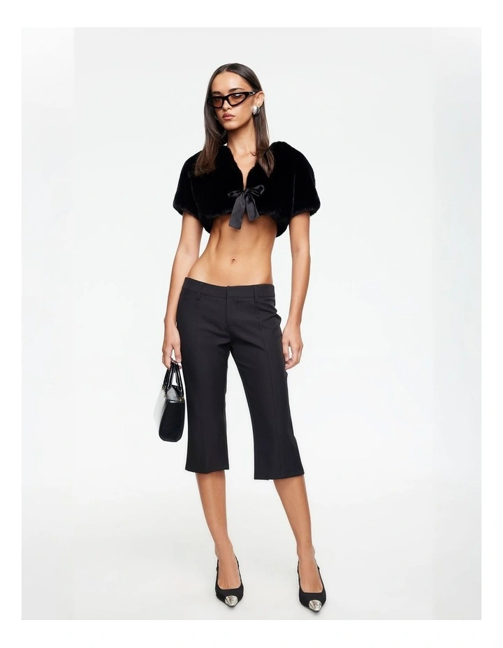 Femme Capri in Black image 4