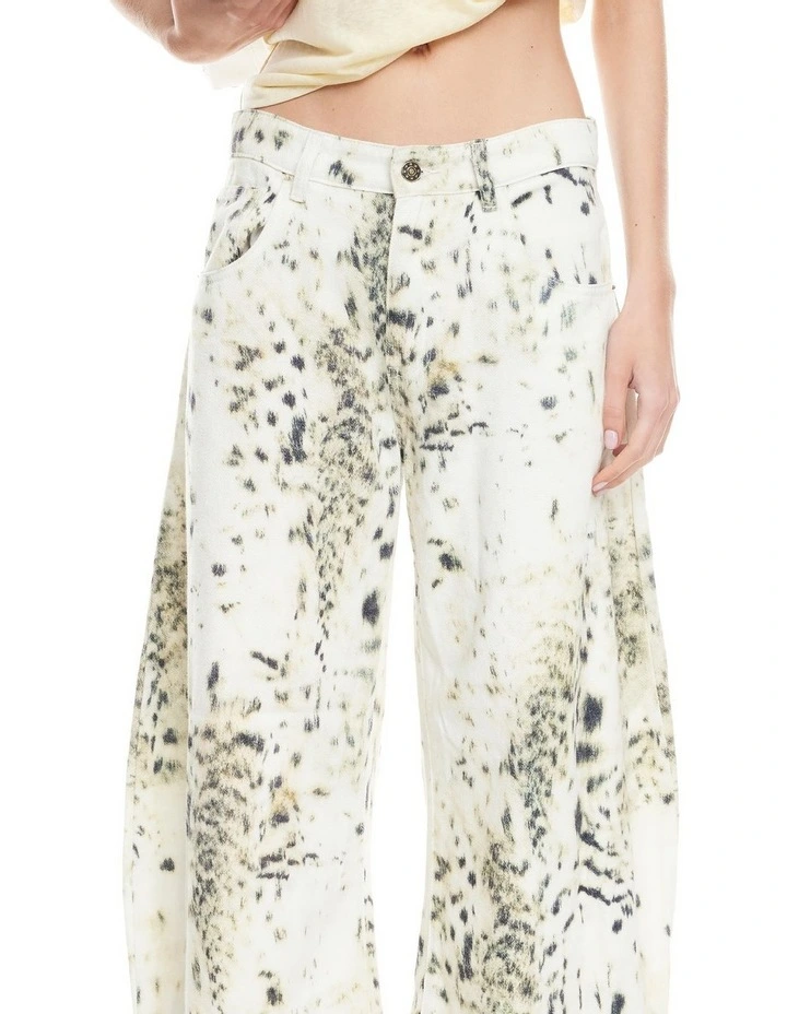 Horseshoe Jeans in Multi image 2