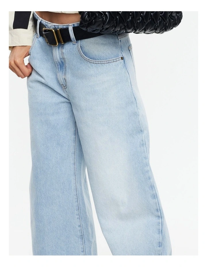 Horseshoe Jeans in Blue image 5