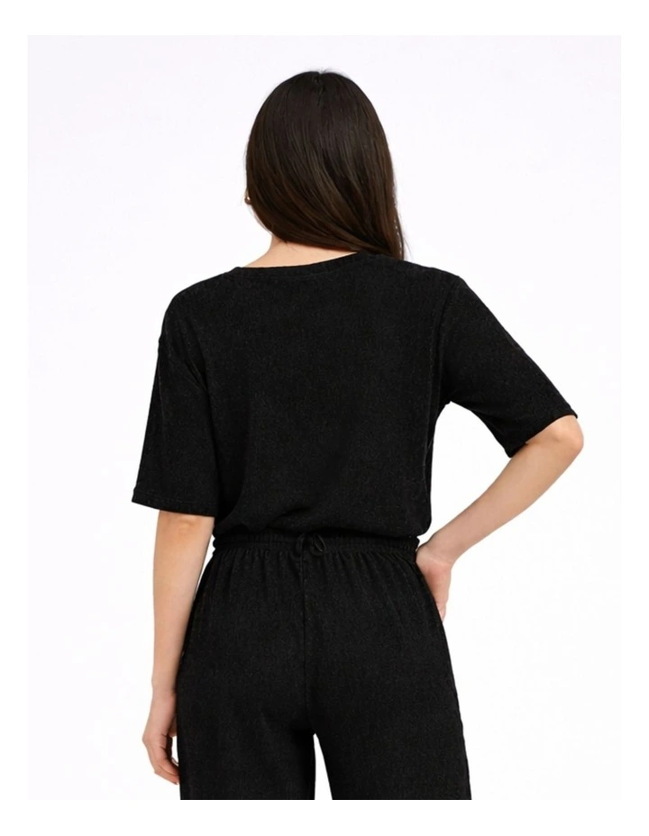 Tilla Loose Top in Black image 2