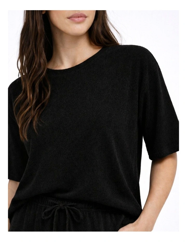 Tilla Loose Top in Black image 3