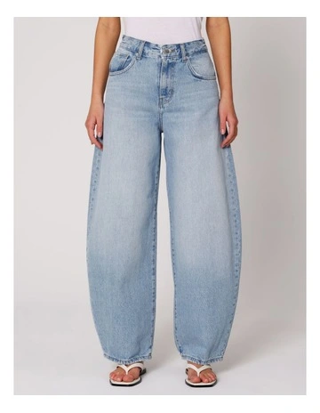 Taylor High Waisted Barrel Jeans in Light Blue Denim
