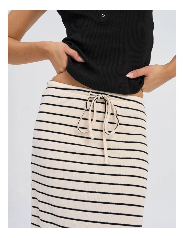 Jana Loose Stripe Skirt in White image 2