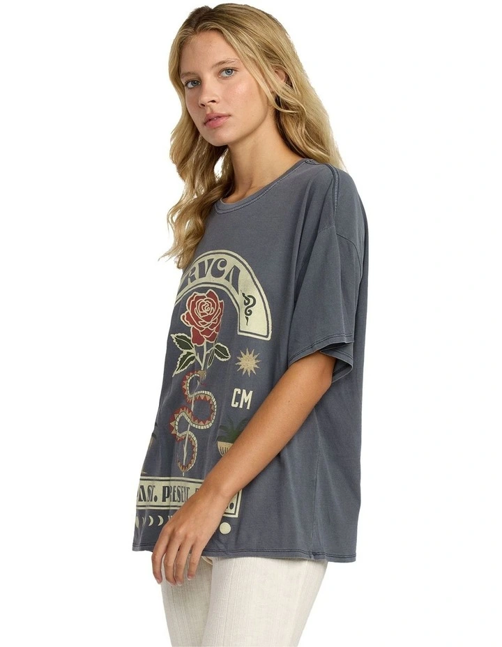 Baggie Tee in Black image 3