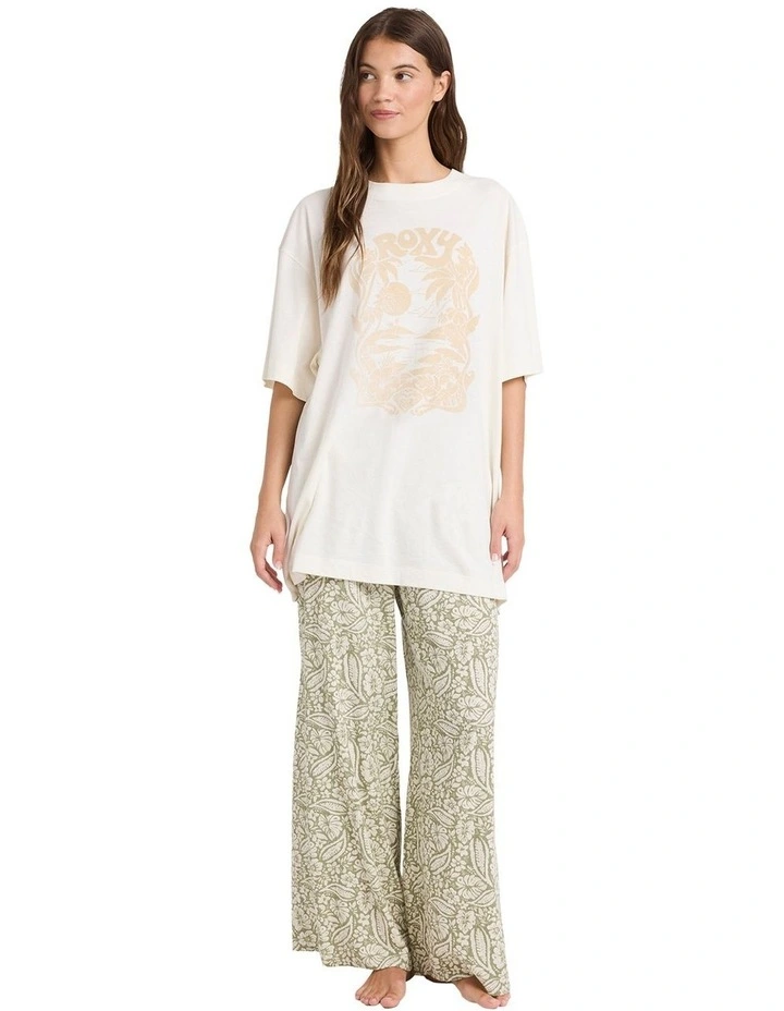 Breezy Bay T-Shirt in White image 5