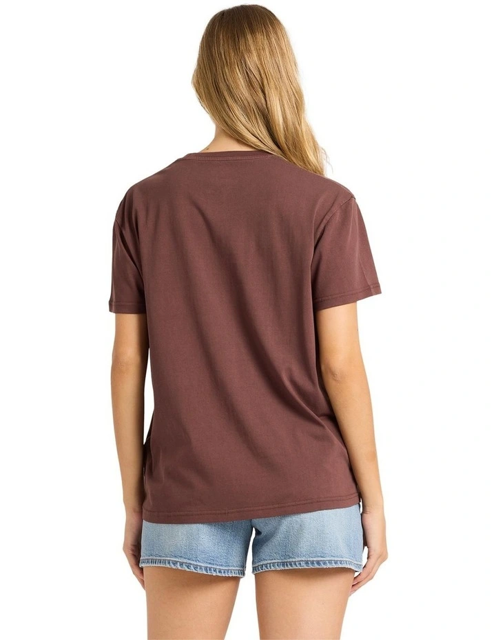 Surf High T-shirt in Teak image 2