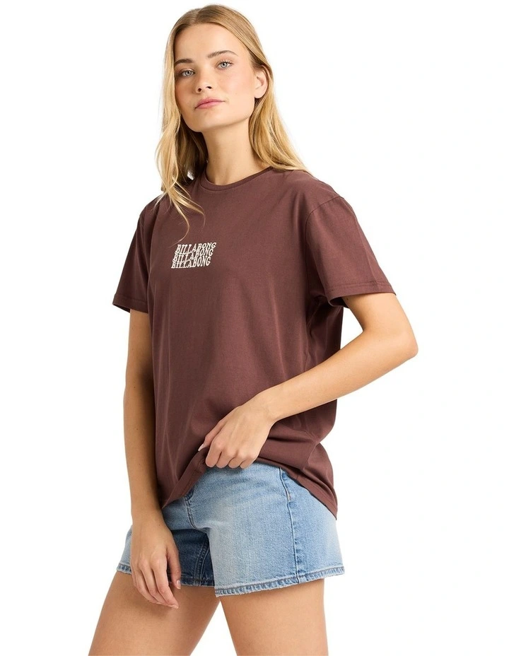 Surf High T-shirt in Teak image 3