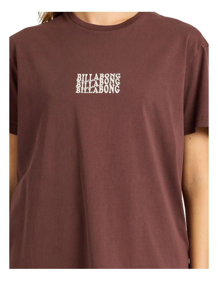 Surf High T-shirt in Teak image 4