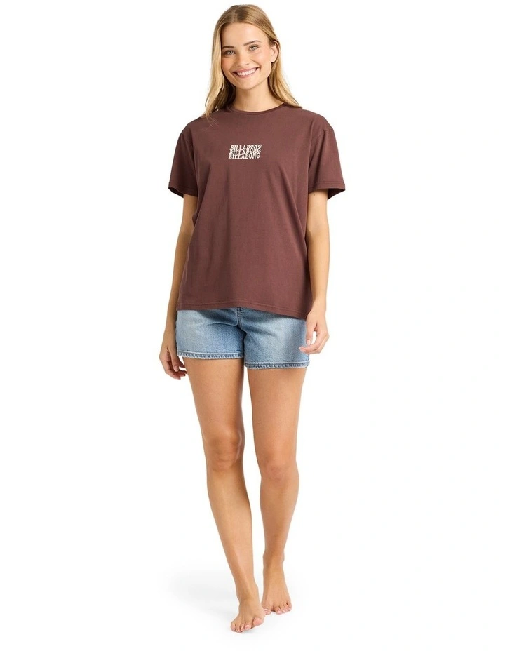 Surf High T-shirt in Teak image 5