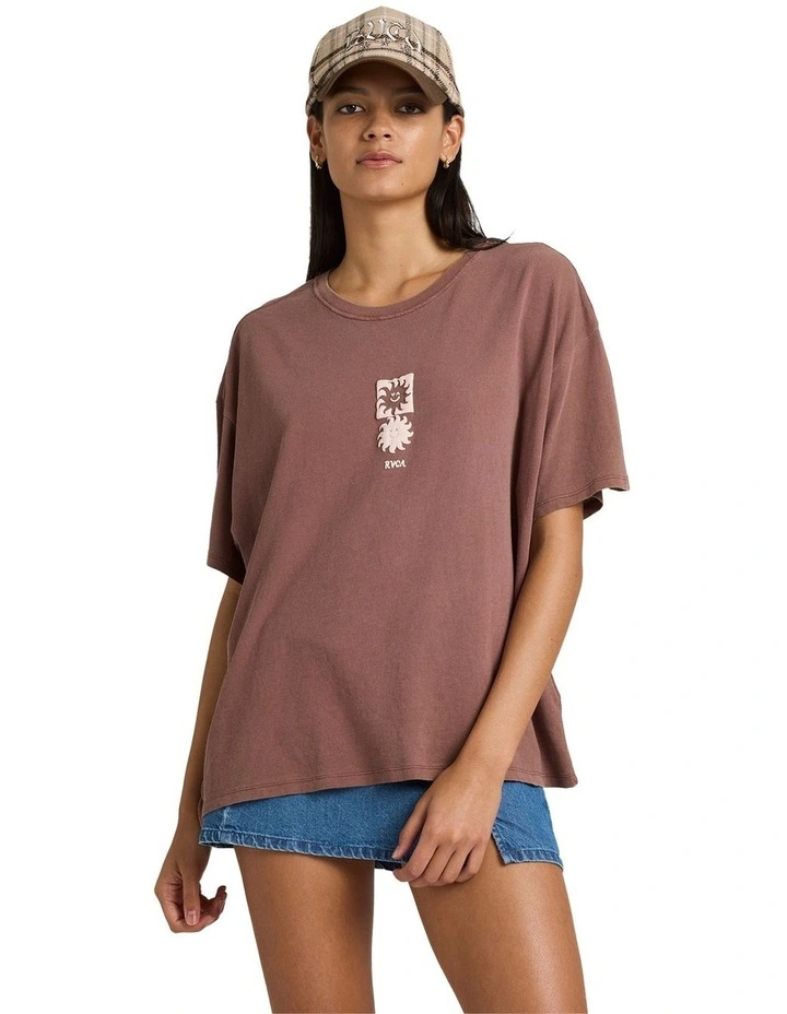 Move On BF T-shirt in Brown image 1