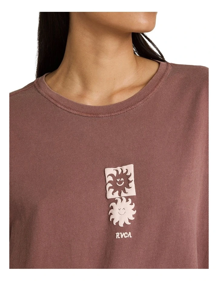 Move On BF T-shirt in Brown image 4