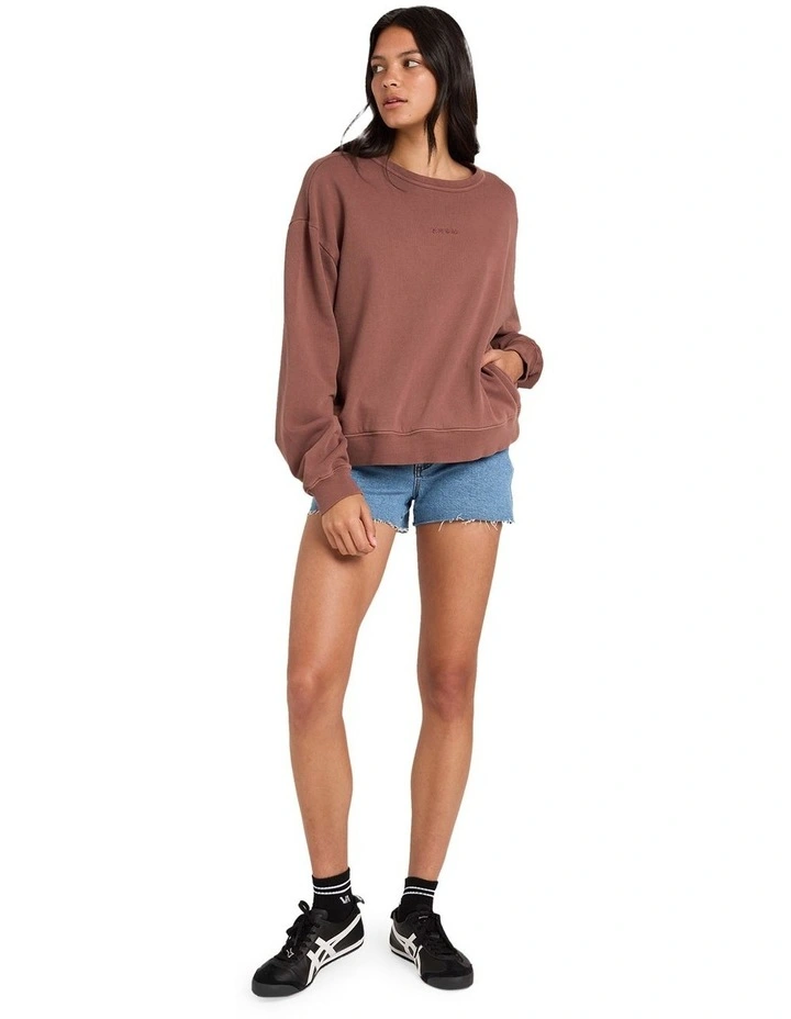Pocket Crew Neck in Brown image 5
