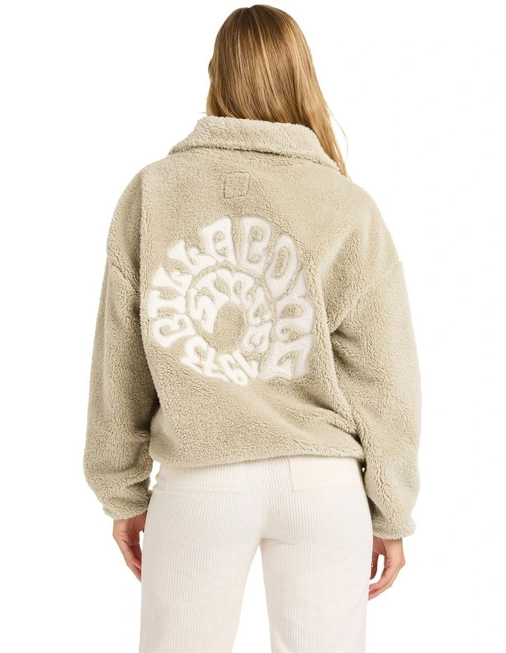 Groovin Half Zip Fleece Top in Coyote image 2