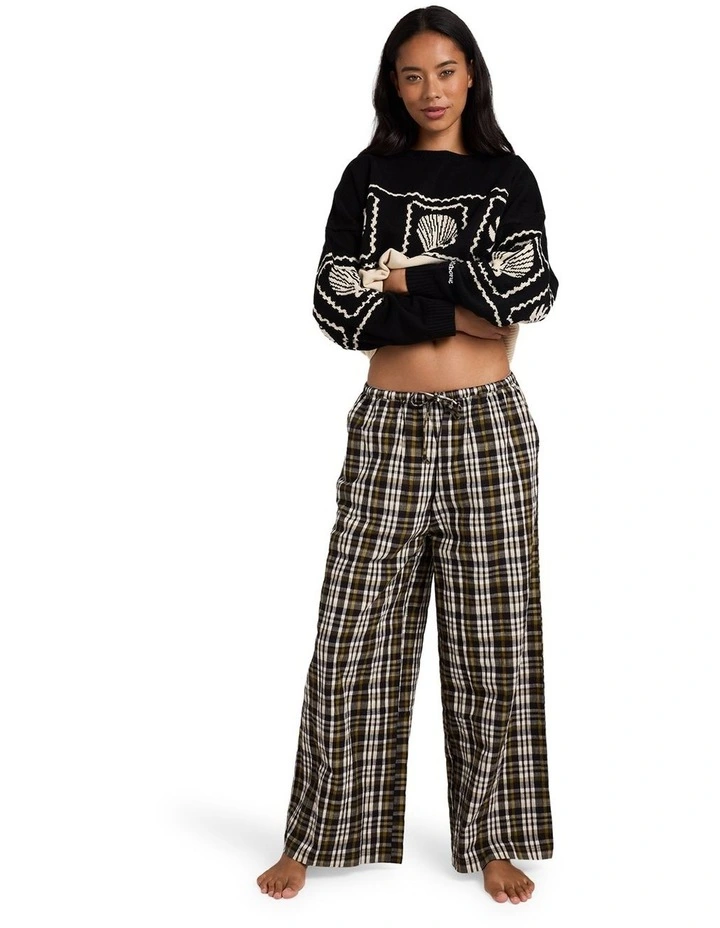 Wonders Woven Pant in Black Sands image 5