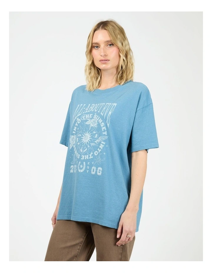 Into The Sunset Relaxed Tee in Blue image 3
