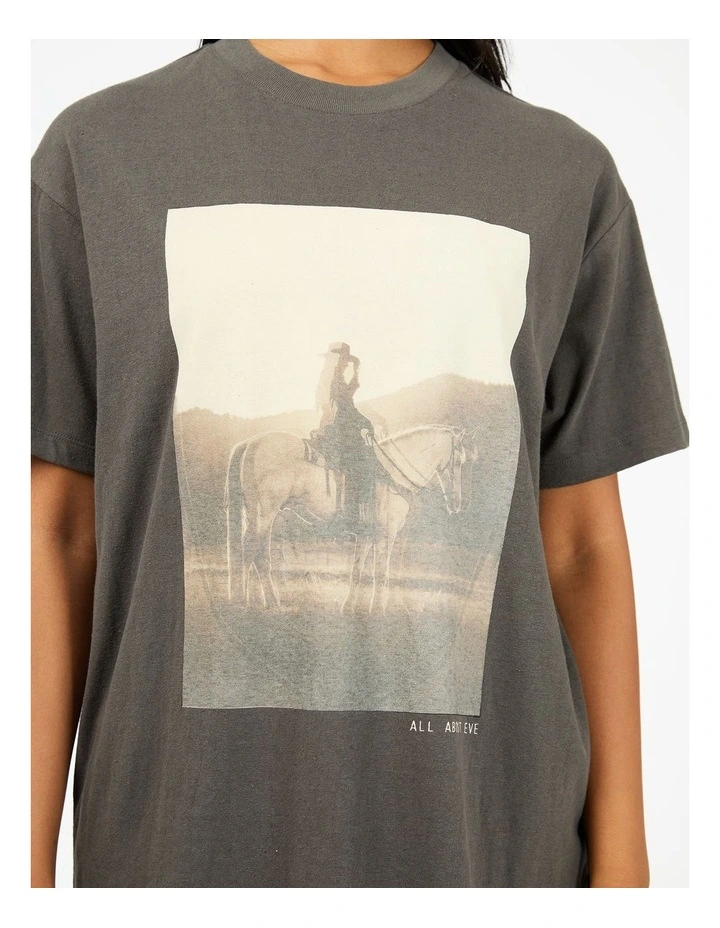 Yellowstone Relaxed Tee in Grey image 4