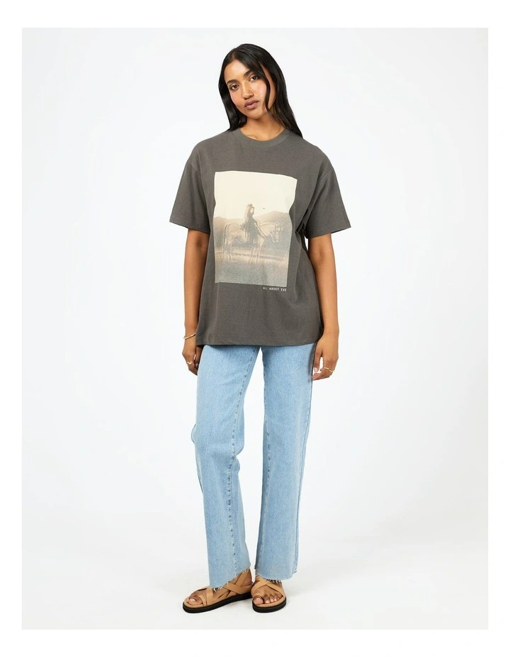Yellowstone Relaxed Tee in Grey image 5