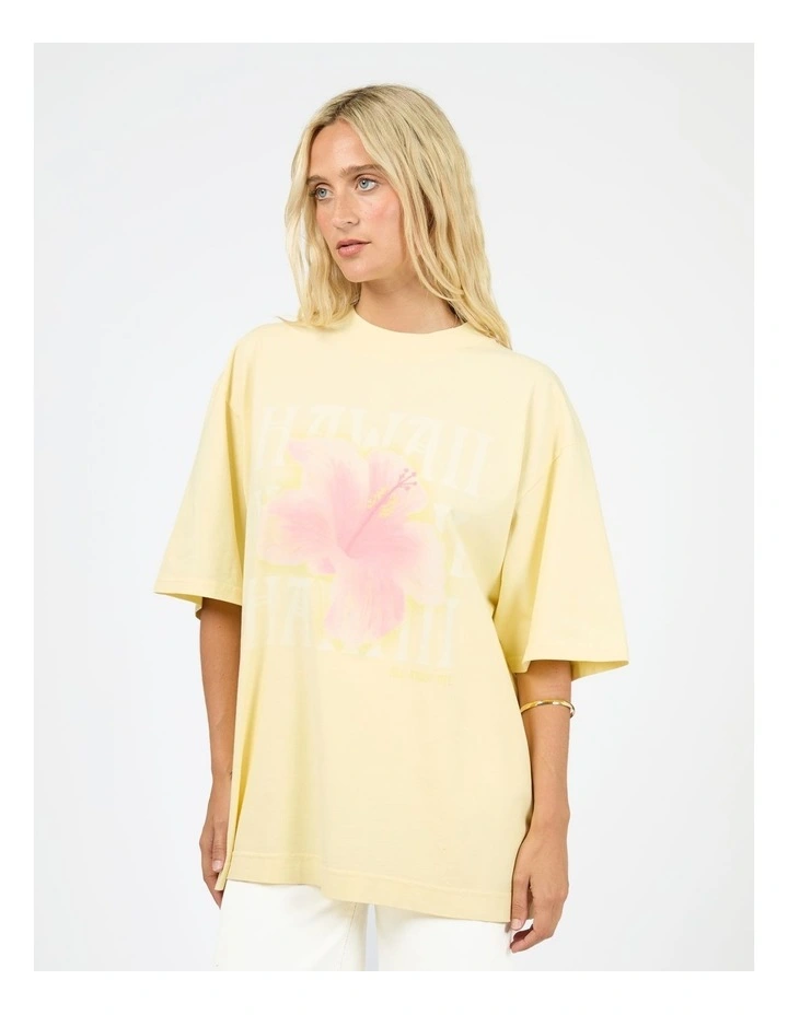 Hawaii Oversized Tee in Yellow image 4
