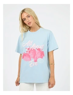 Berry Market Relaxed Tee